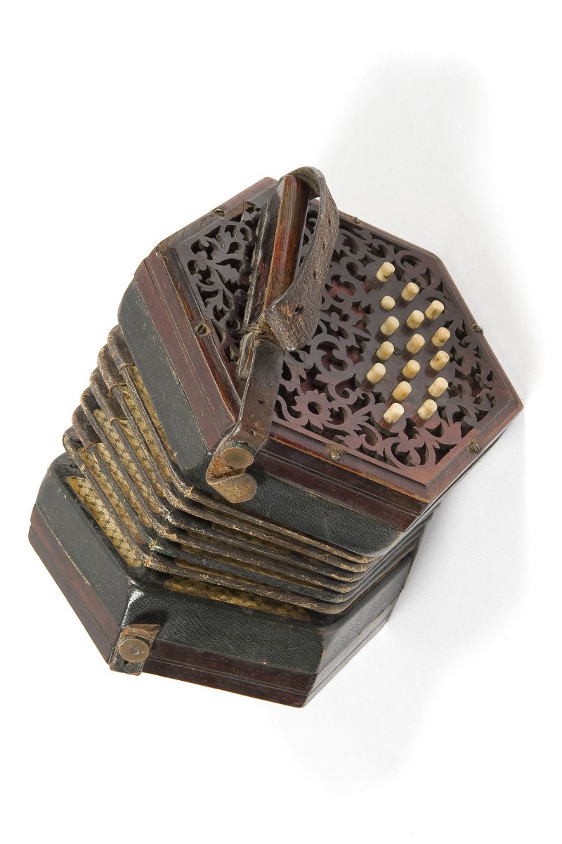 Concertina by Lachenal & Co Auction Result