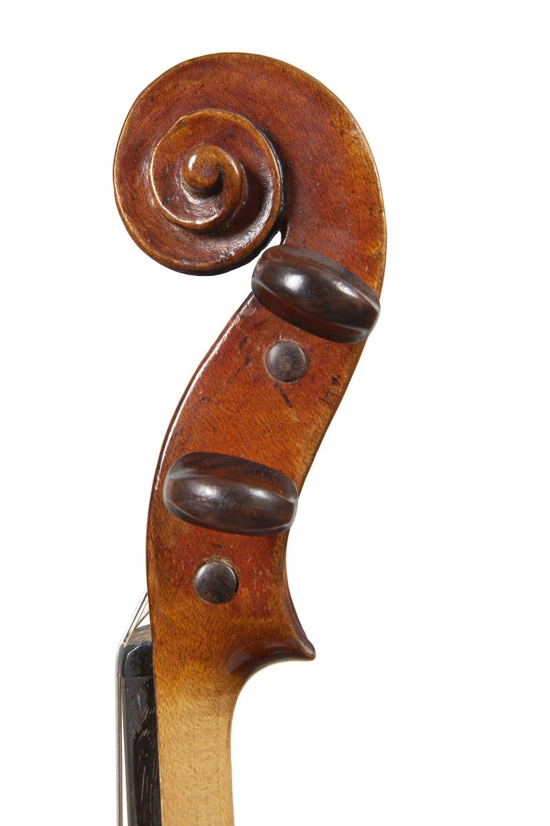 Violin by Perry & Wilkinson, Dublin circa 1880 Photography